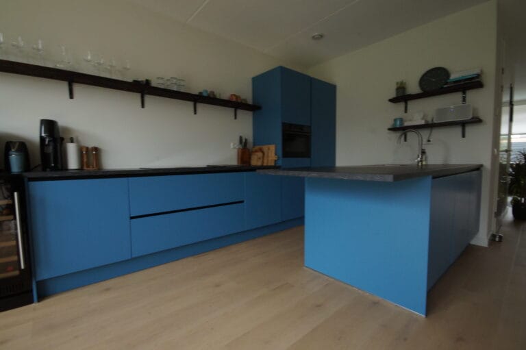 Blauwe keuken